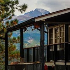 Larkspur Retreat- Breathtaking Views of Longs Peak