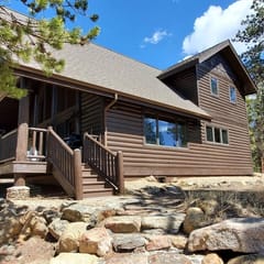 Ridgeview- Nestled in the heart of wilderness