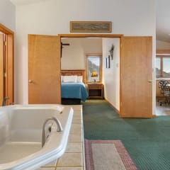 Wildwood Inn-Sundance suites #34