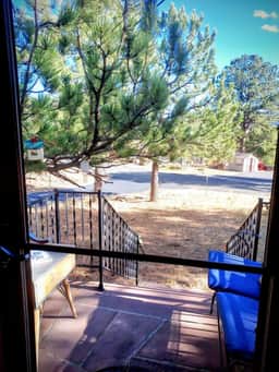 Bobcat`s Casita- Primal Serene Surroundings, Nearby: Lake Estes, 9 and 18 hole golf, Stanley Hotel! - Image 4