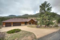 Estes Elk House- Large Family Home with Hot Tub! - Image 2
