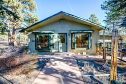 Pineview House - Image 4