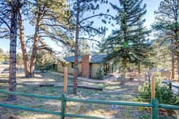 Pineview House - Image 5