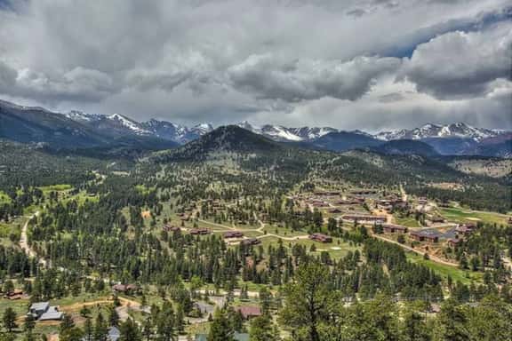 Breathtaking Views at Villa Mir - Image 1