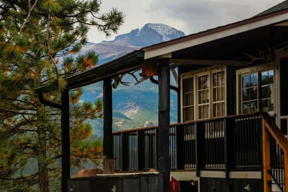 Larkspur Retreat- Breathtaking Views of Longs Peak - Image 1