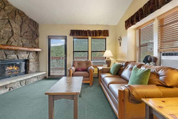 Wildwood Inn- Deer Ridge King Suite #26 - Image 1