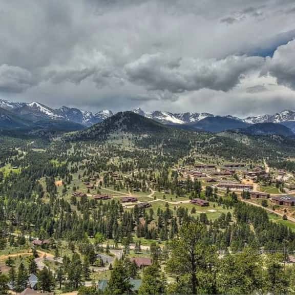 Breathtaking Views at Villa Mir - Image 1