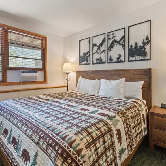 Wildwood Inn- Innkeeper Suite #46 - Image 1