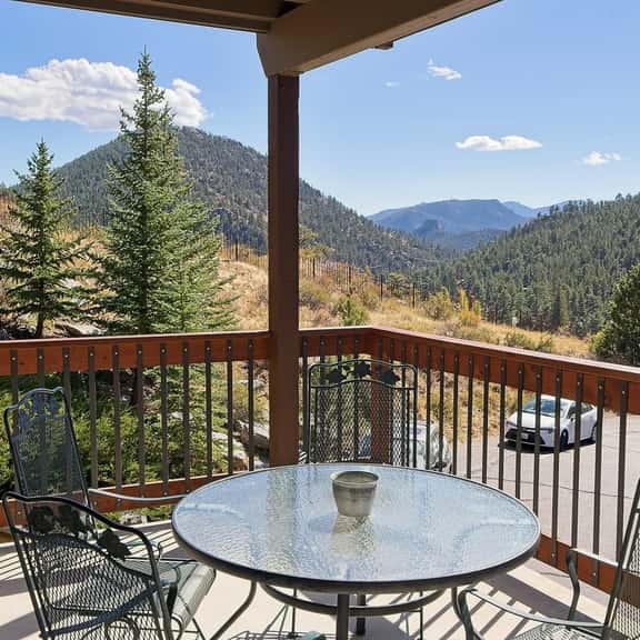 Wildwood Inn-Sundance suites #38 - Image 1