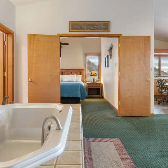 Wildwood Inn-Sundance suites #34 - Image 1