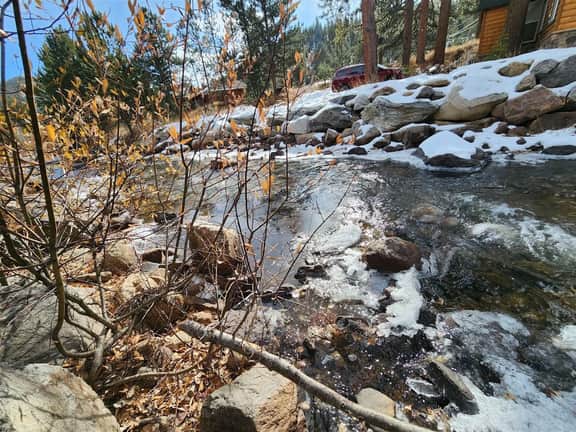 Cascade Suite 225- With Seasonal Pool Access! - Image 3