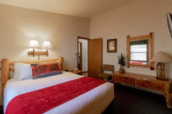 Wildwood Inn-Pine Ridge Vacation Home #24 - Image 3