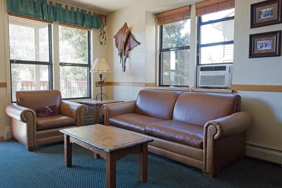 Wildwood Inn-Eagles Nest King Suite 28 (stairs) - Image 5