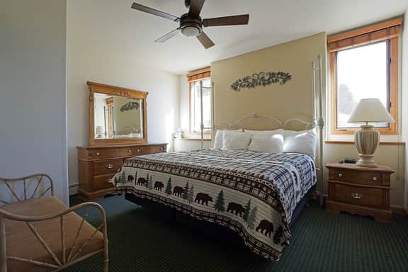 Wildwood Inn-Sundance suites #38 - Image 3