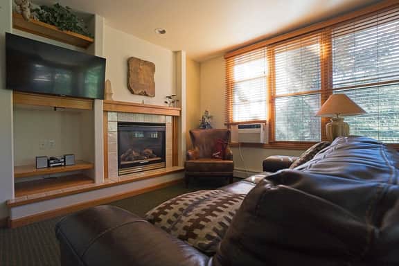 Wildwood Inn-Sundance suites #36 - Image 2