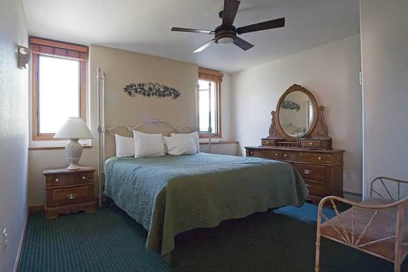 Wildwood Inn-Sundance suites #36 - Image 4