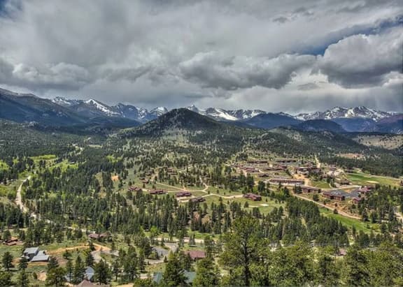 Breathtaking Views at Villa Mir - Image 1