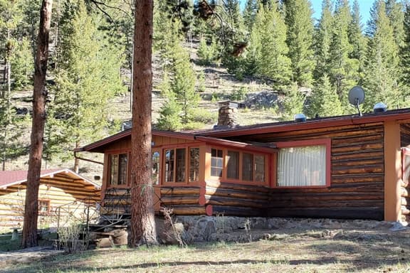 Wranglers Cabin- Close to RMNP Entrance! - Image 1