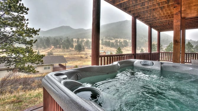 Homes With Hot Tubs